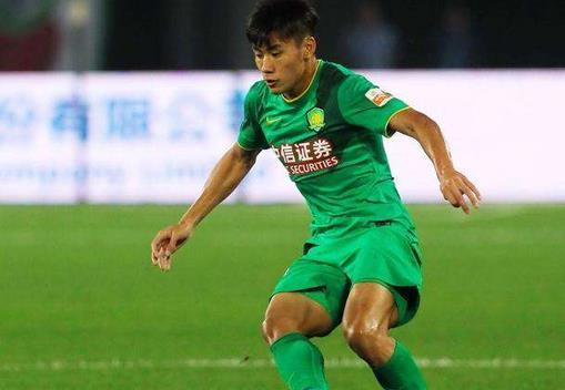 九博网站 -浙江队发布备战花絮，转会期回应争议，西甲任务艰巨，年轻球员得到机会的简单介绍